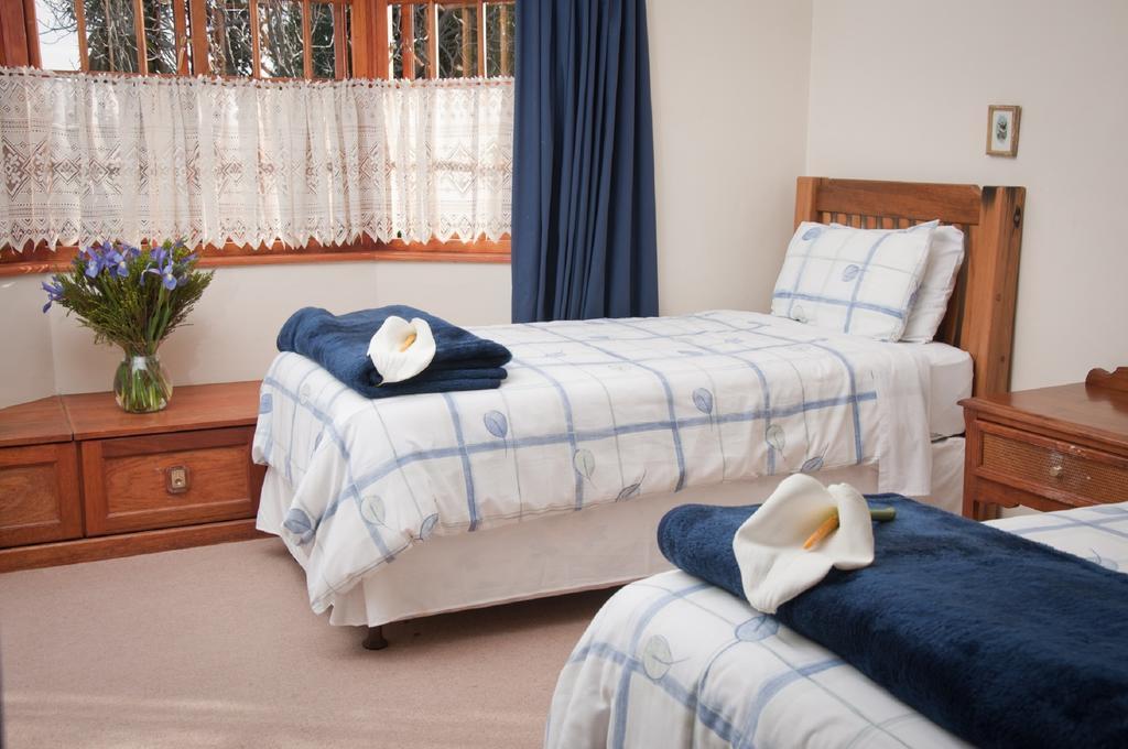 At Winkfield House Hotel Somerset West Room photo